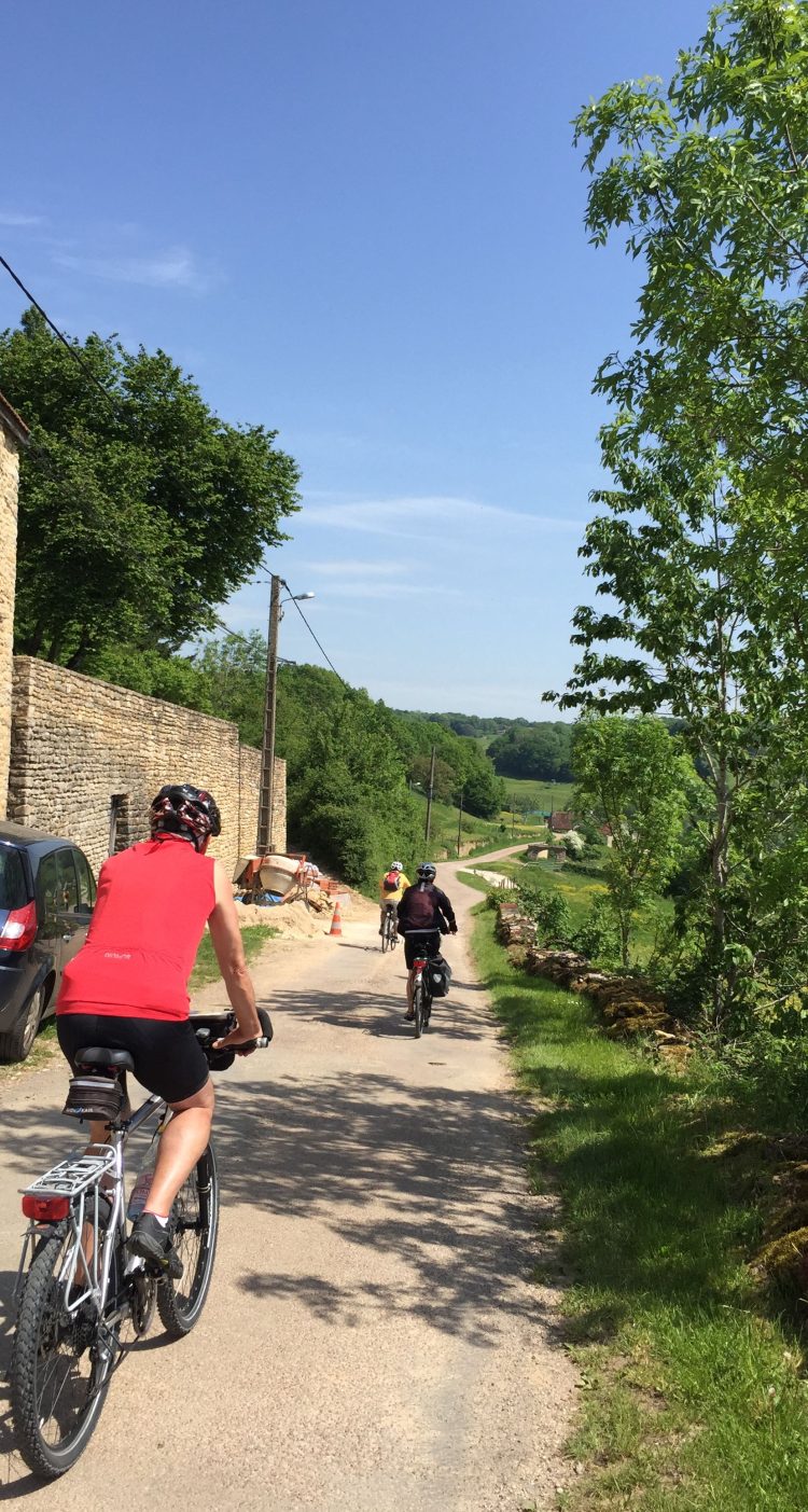 Radfahrer in Châteauneuf