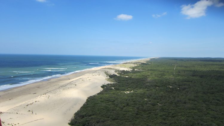 Strand an der atlantischen Küste Vélodyssée