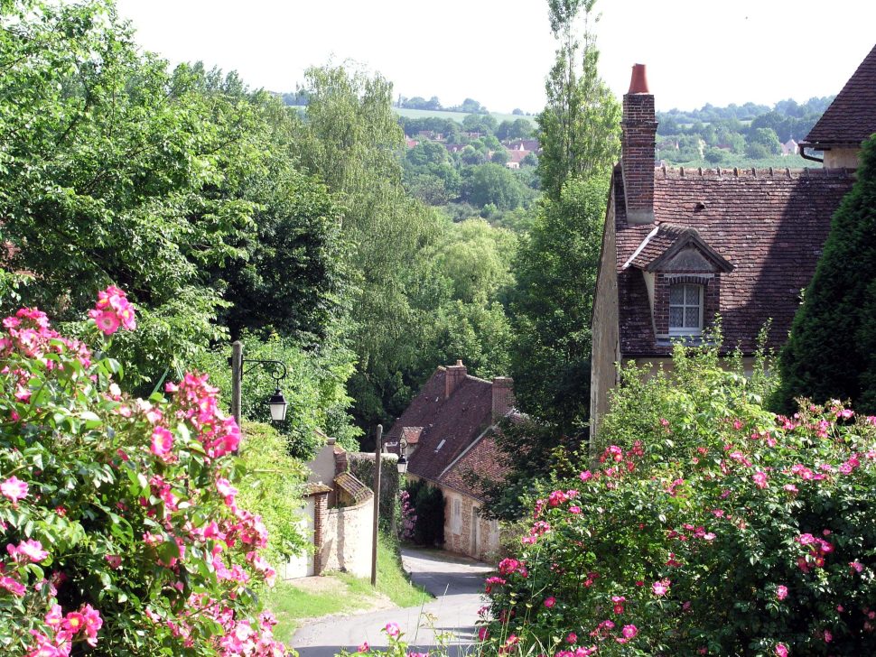 Village along the Véloscénie