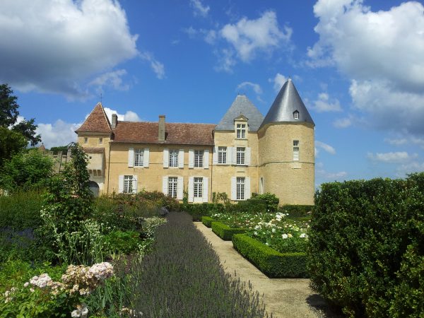 Blick auf das Schloss Yquem