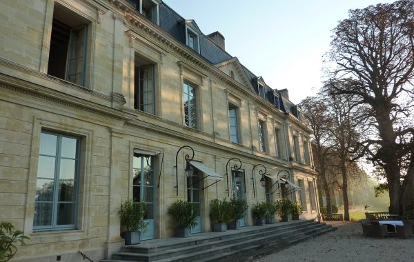 Blick auf ein Hotel von France à Vélo